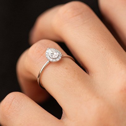 Золота каблучка "Крапелька" з діамантами 242171121 №4