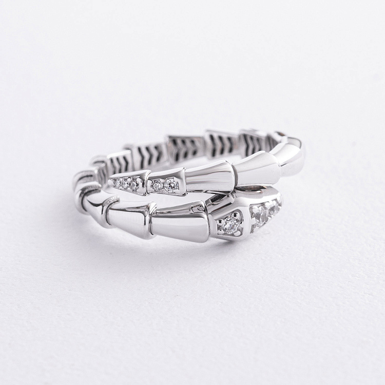 Каблучка "Змія" у білому золоті (фіаніти) к08464 від ювелірного магазину Онікс - 1
