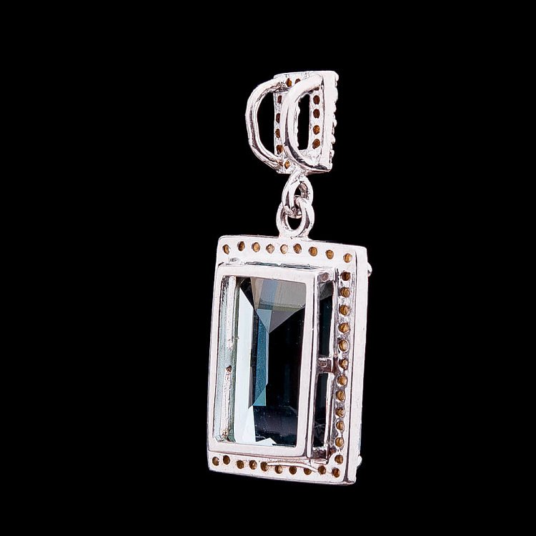 Срібна підвіска з фіанітами 131611 від ювелірного магазину Онікс - 1