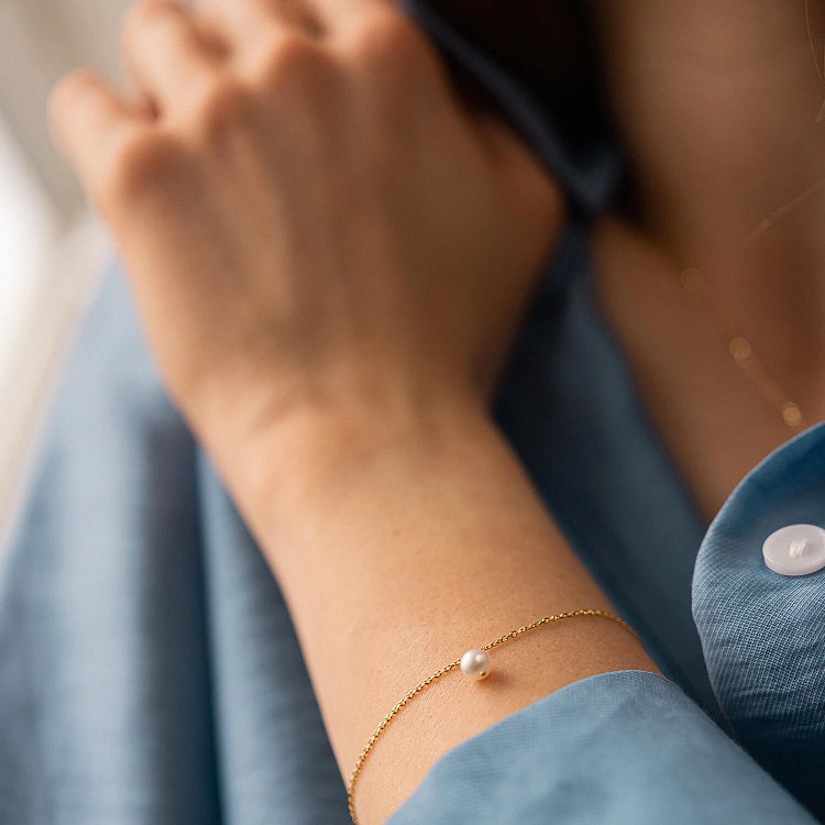 Браслет із перлиною (жовте золото) б05265 від ювелірного магазину Онікс - 2