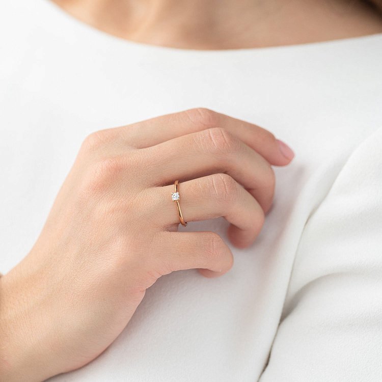 Золота заручальна каблучка (циркон Swarovski) к06224 від ювелірного магазину Онікс - 1