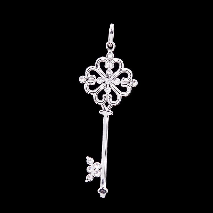 Серебряная подвеска "Ключик" с фианитами 132231 от ювелирного магазина Оникс - 1