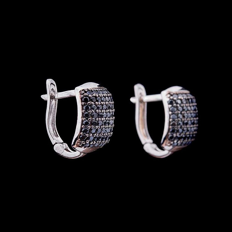 Золоті сережки з фіанітами с03649 від ювелірного магазину Онікс