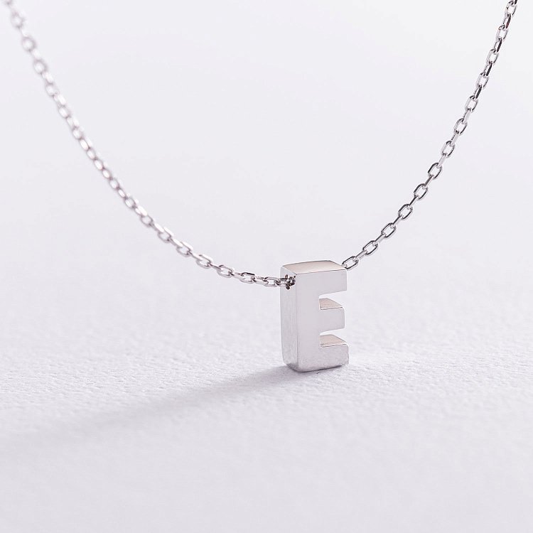 Колье с буквой "Е" в белом золоте кол01254Е от ювелирного магазина Оникс