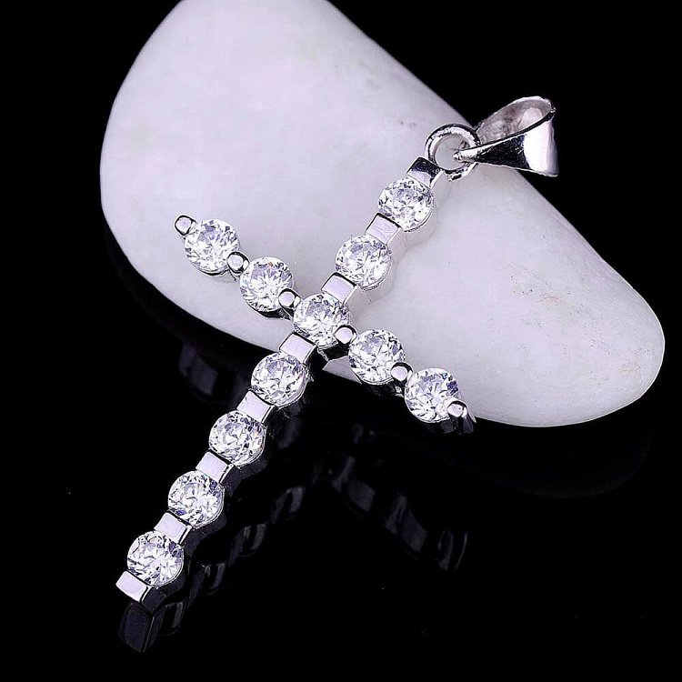 Серебряный крестик (родий ,фианиты) 131605 от ювелирного магазина Оникс - 1