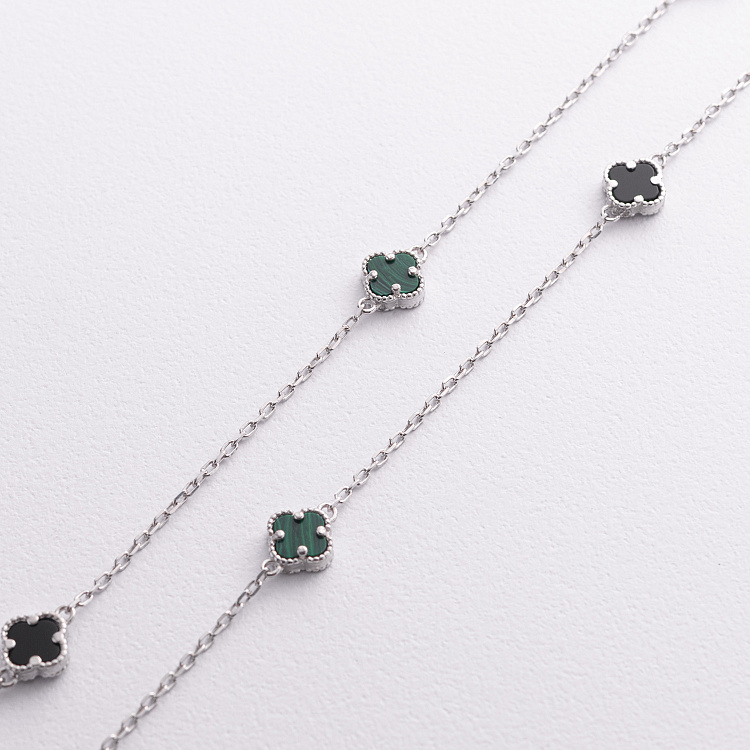 Серебряное колье "Клевер" (оникс, малахит) 181357 от ювелирного магазина Оникс
