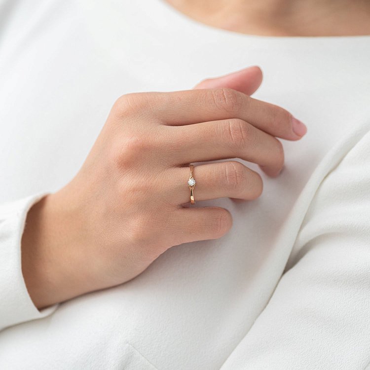 Золота заручальна каблучка з діамантом кб03044k - 1 Золота заручальна каблучка з діамантом кб03044k від ювелірного магазину Онікс - 1