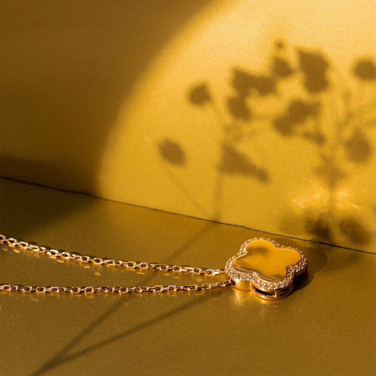 Золоте кольє "Конюшина" з фіанітами кол01782 від ювелірного магазину Онікс - 6