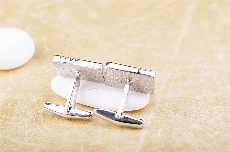 Серебряные запонки 25020 от ювелирного магазина Оникс - 4