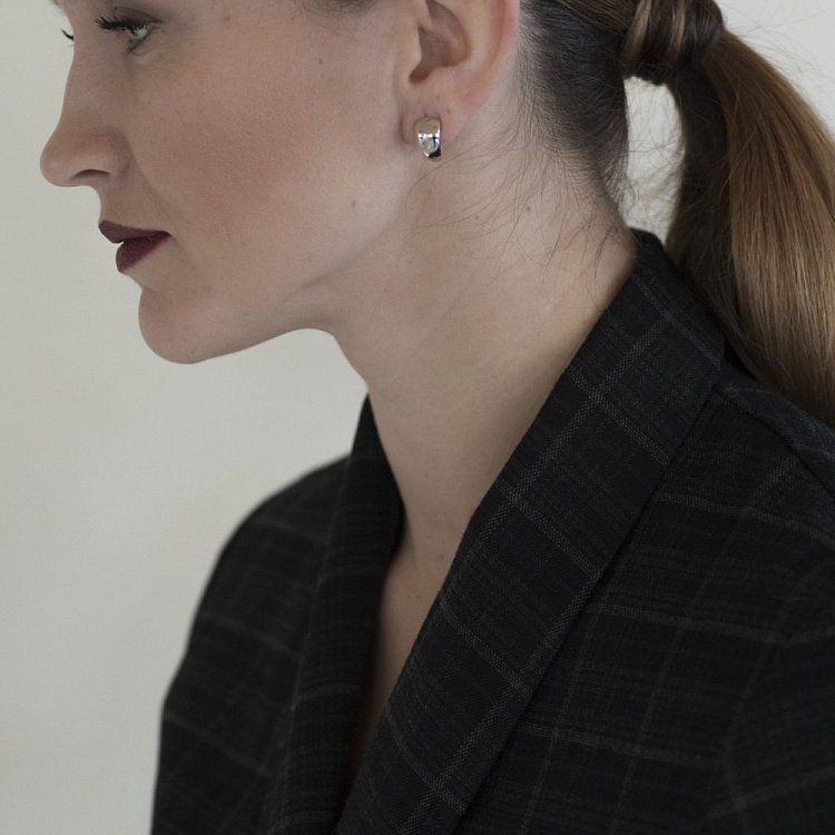 Серьги из белого золота с05063 - 2 Серьги из белого золота с05063 от ювелирного магазина Оникс - 2