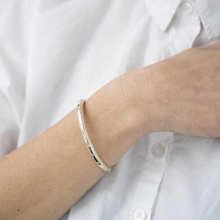 Золотий браслет з фіанітами б03934 від ювелірного магазину Онікс - 2