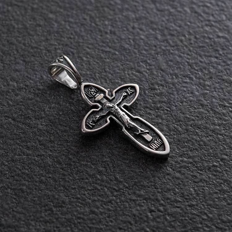 Серебряный крест "Распятие. Спаси и сохрани"  132916 от ювелирного магазина Оникс