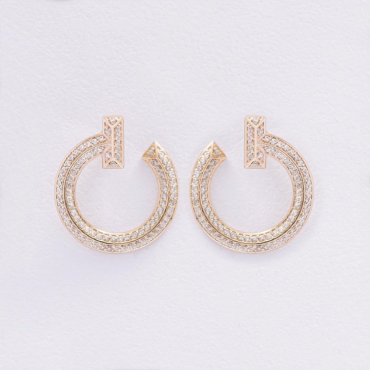 Серьги - пусеты "Evelyn" в желтом золоте (фианиты) с08668 от ювелирного магазина Оникс - 1