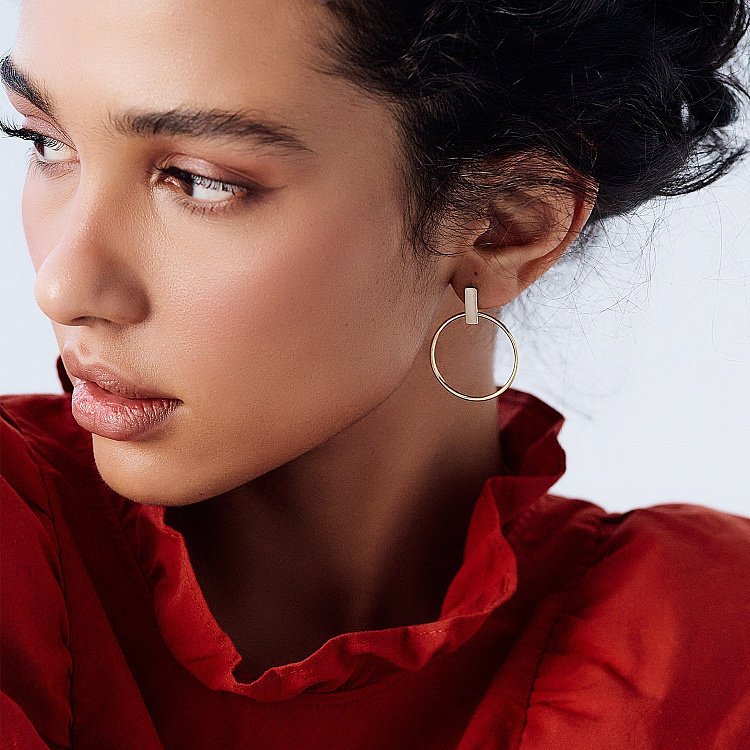 Сережки - пусети "Впевненість" у жовтому золоті с07749 від ювелірного магазину Онікс - 3