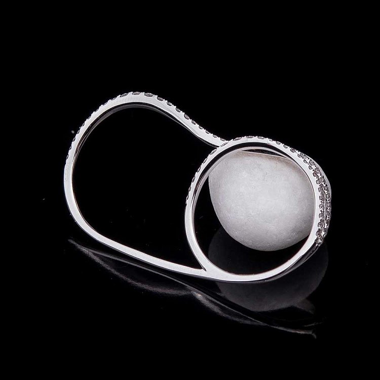 Золотое кольцо с бриллиантами кб0062cha от ювелирного магазина Оникс - 1