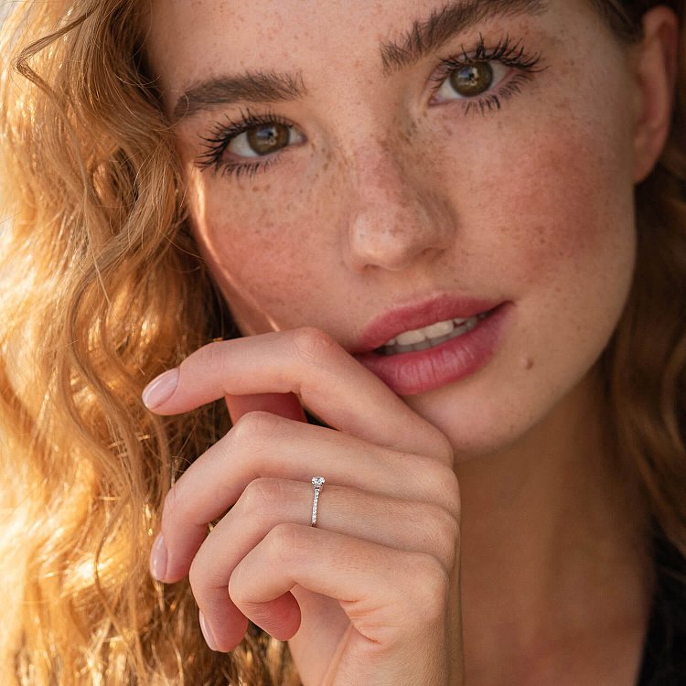 Заручальна золота каблучка з діамантами 228031121 від ювелірного магазину Онікс - 3