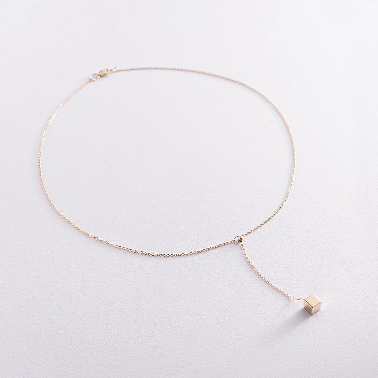 Колье с кубиком в желтом золоте 860355М от ювелирного магазина Оникс