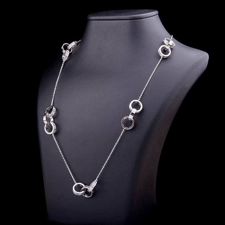 Ексклюзивне срібне кольє з фіанітами 18235 від ювелірного магазину Онікс