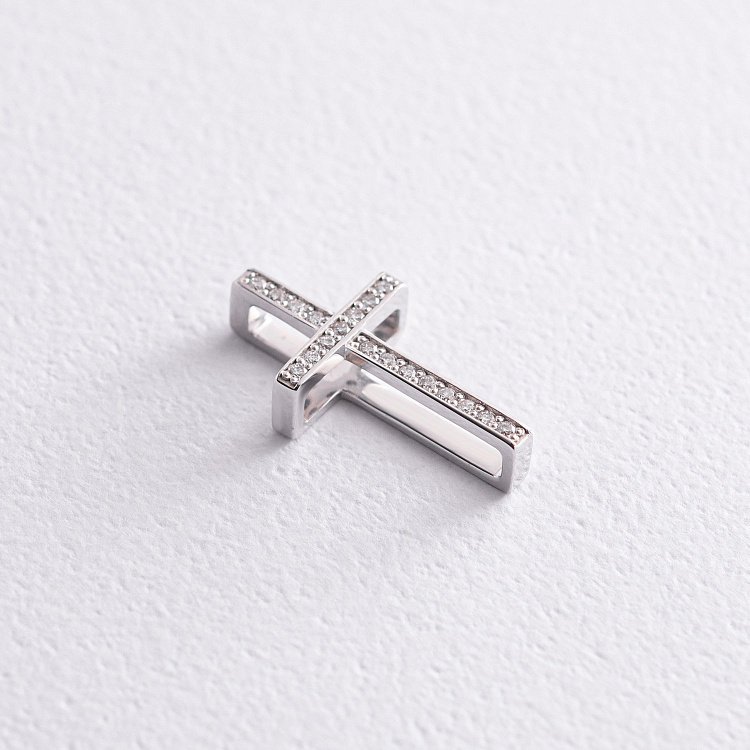 Крестик в белом золоте с бриллиантами 12311121 от ювелирного магазина Оникс