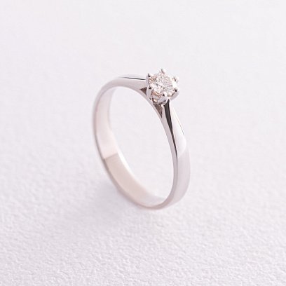 Помолвочное золотое кольцо с бриллиантом кб0406