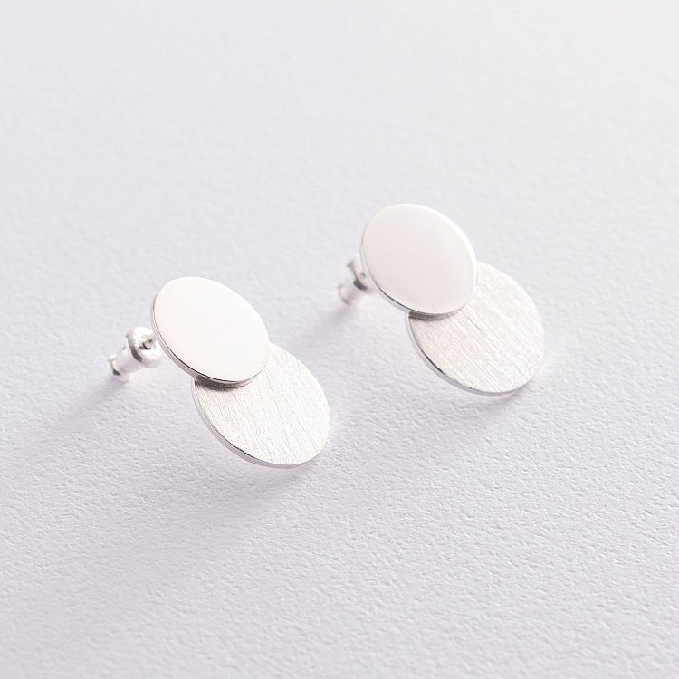 Серебряные серьги - пусеты "Кружочки" 122997 от ювелирного магазина Оникс - 4