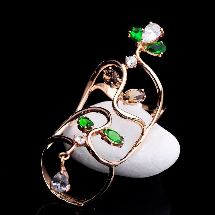 Золота жіноча каблучка на весь палець з фіанітами к03127 від ювелірного магазину Онікс