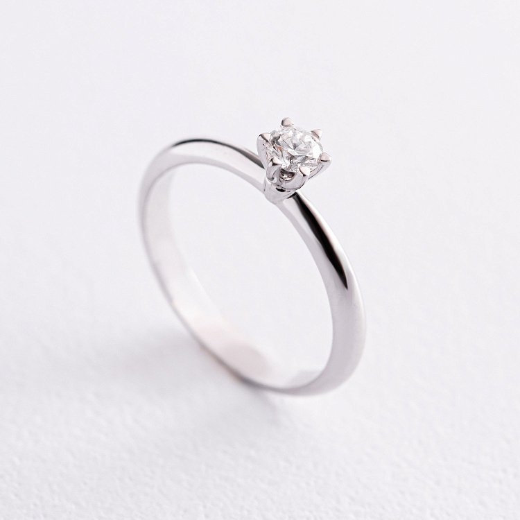 Заручальна золота каблучка з діамантом 26411121 Заручальна золота каблучка з діамантом 26411121 від ювелірного магазину Онікс