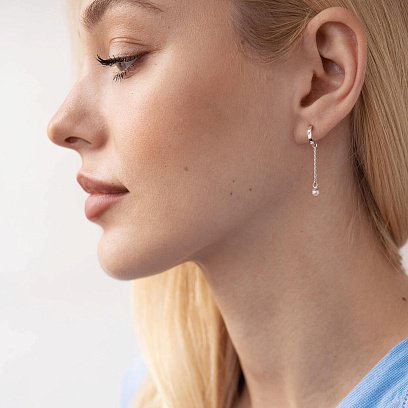 Срібні сережки - пусети "Міранда" з перлами на ланцюжку 123208 №3