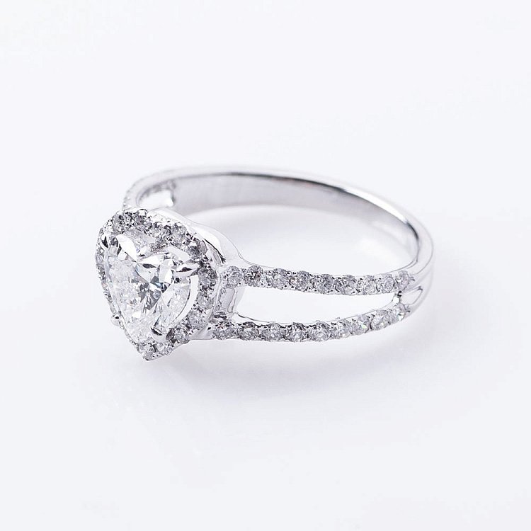 Золотое помолвочное кольцо "Сердце" с бриллиантами р0636б от ювелирного магазина Оникс - 3