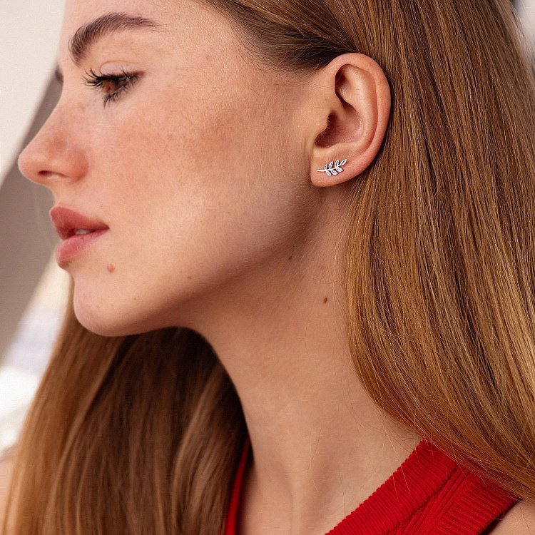 Серебряные серьги - пусеты "Веточки" 122691 от ювелирного магазина Оникс - 1