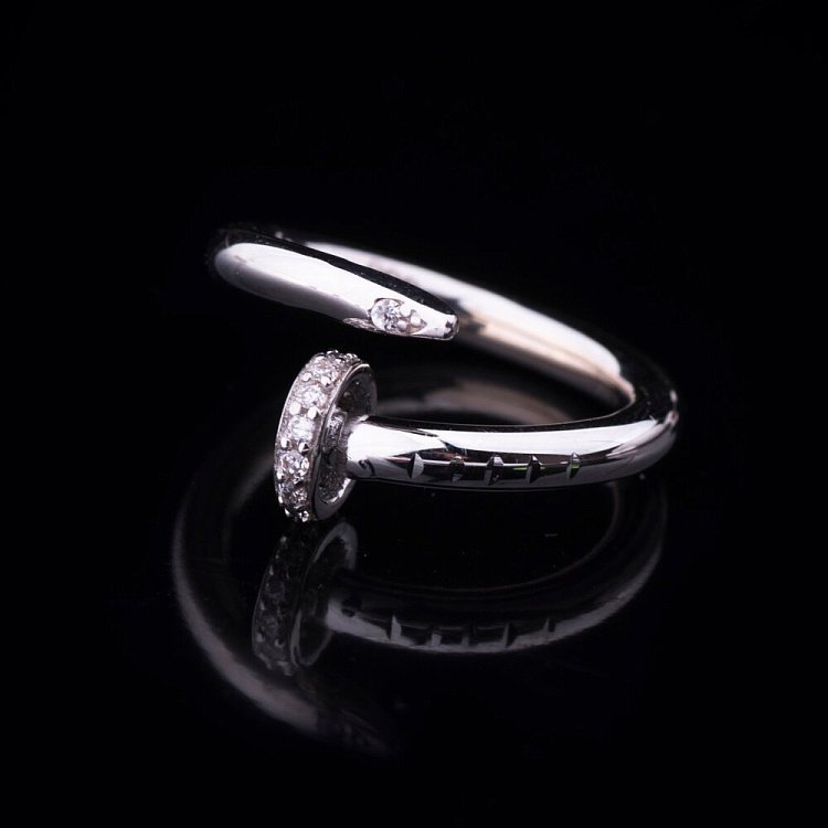 Золотое кольцо "Гвоздик" с фианитами к04056 от ювелирного магазина Оникс