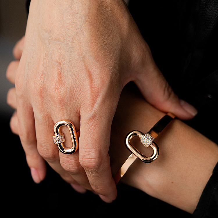 Жесткий браслет "Alice" в красном золоте (фианиты) б05734 от ювелирного магазина Оникс - 5