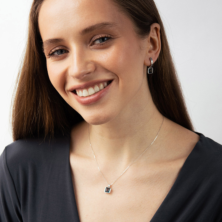 Золоте кольє з діамантами і топазом "Лондон блакитний" колб0195sm від ювелірного магазину Онікс - 1