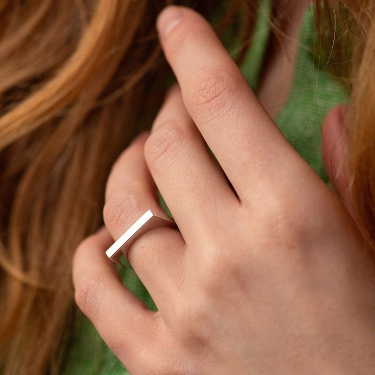 Серебряное кольцо "Оригинальность" 112563 от ювелирного магазина Оникс - 1