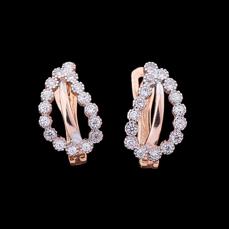 Серьги из золота с фианитами с01220 от ювелирного магазина Оникс