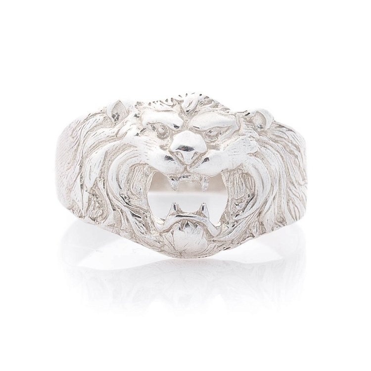 Срібний перстень "Лев" 11298 від ювелірного магазину Онікс