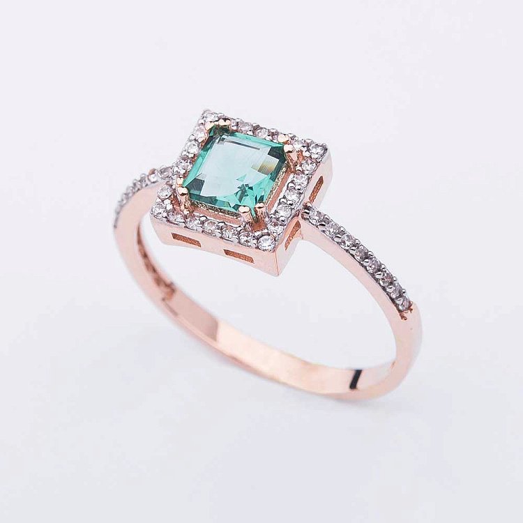 Золотое кольцо с празиолитом и фианитами к04632 от ювелирного магазина Оникс