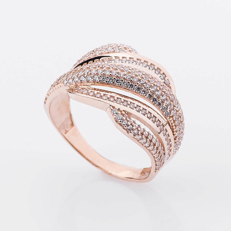 Золотое кольцо с фианитами к04137 от ювелирного магазина Оникс