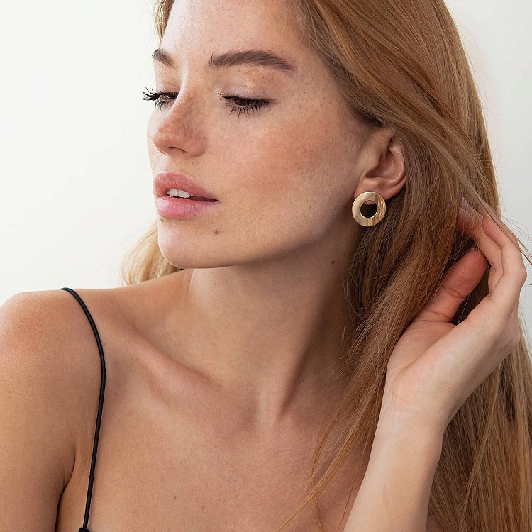 Золотые серьги - пусеты "Зеркальные" с07697 от ювелирного магазина Оникс - 2