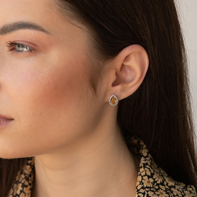 Срібні сережки - пусети "Крапельки" з цитрином і фіанітами GS-02-011-5410 від ювелірного магазину Онікс - 1