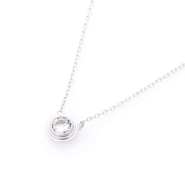 Серебряное колье с фианитом 18661 от ювелирного магазина Оникс