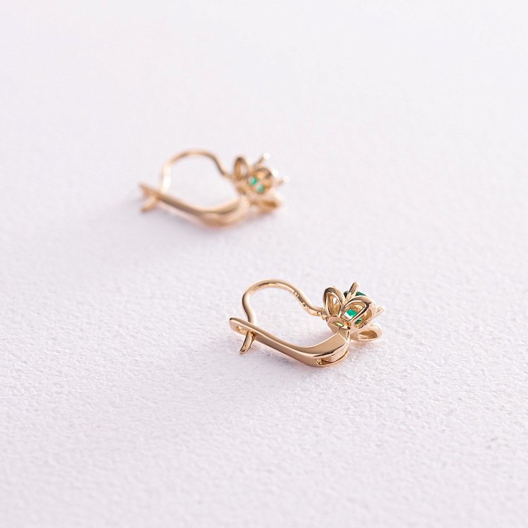 Детские золотые серьги "Цветочки" (зеленые фианиты) с08064з от ювелирного магазина Оникс - 2