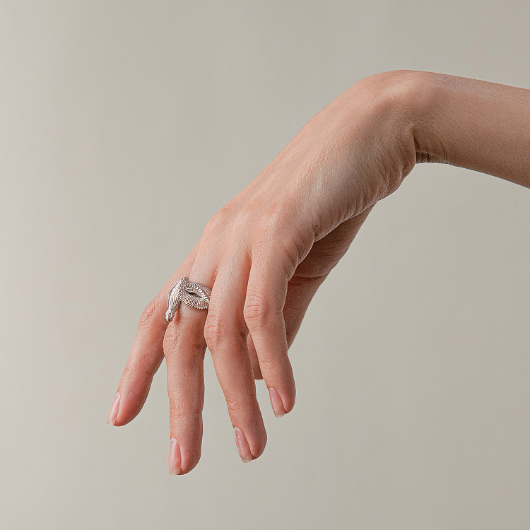 Срібна каблучка "World snake" 1688род від ювелірного магазину Онікс - 3