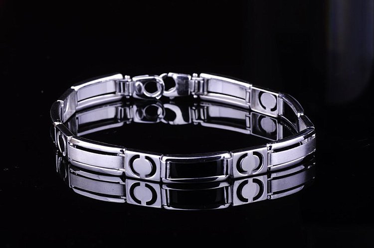 Чоловічий браслет (онікс) Україна 14777 від ювелірного магазину Онікс