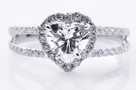 Діамант: на що звернути увагу і як відрізнити справжній камінь від підробки?