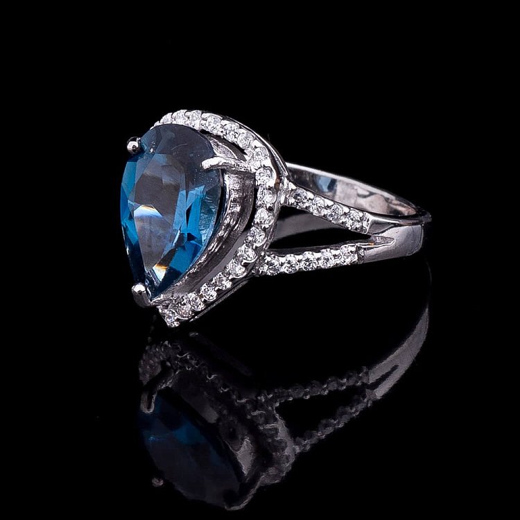 Срібний перстень з фіанітами і "Лондон топазом" 111691 від ювелірного магазину Онікс - 2