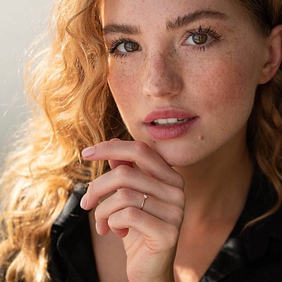 Помолвочное золотое кольцо с бриллиантом 227732421 №6