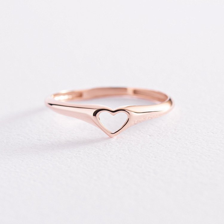 Золотое кольцо "Сердечко" к07010 от ювелирного магазина Оникс