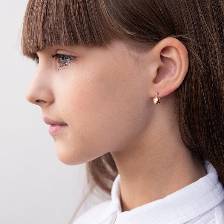 Золоті дитячі сережки "Сердечка" с05272 від ювелірного магазину Онікс - 3