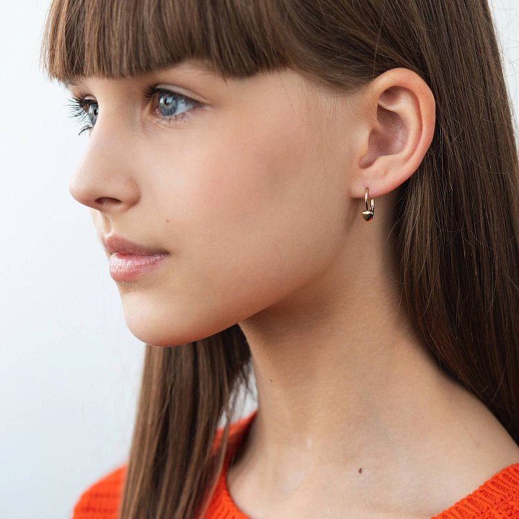 Золотые детские серьги "Сердечки" с05936 от ювелирного магазина Оникс - 1